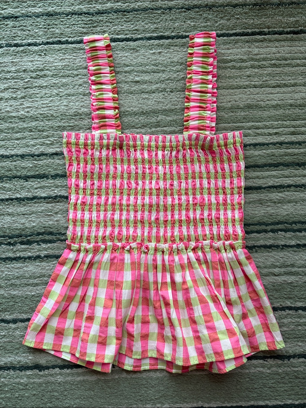 🆕 Lilly Pulitzer Hadly smocked top - Picture 3 of 7